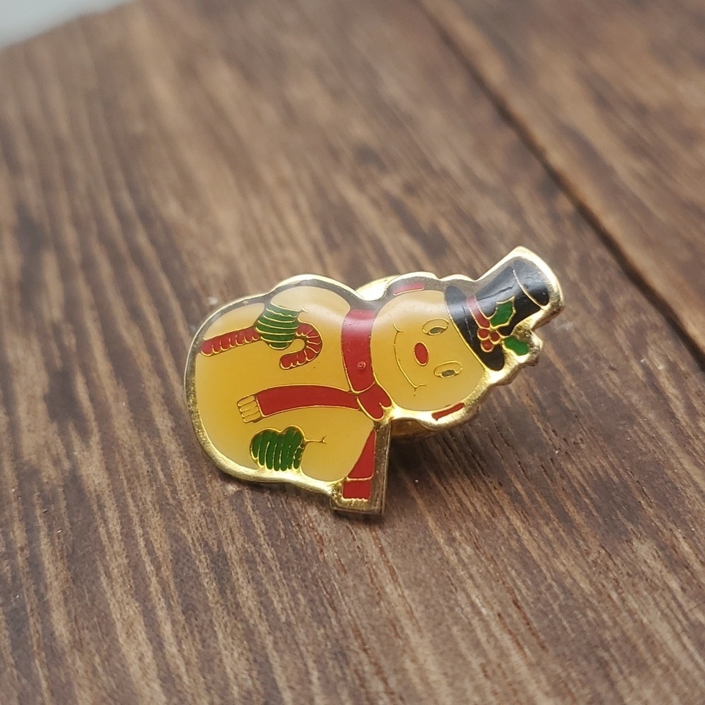 B647 amber enamel vintage snowman pin